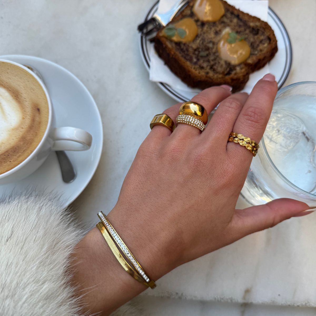 Classic Dome Pavé Krystal Ring 18K Guldbelagt