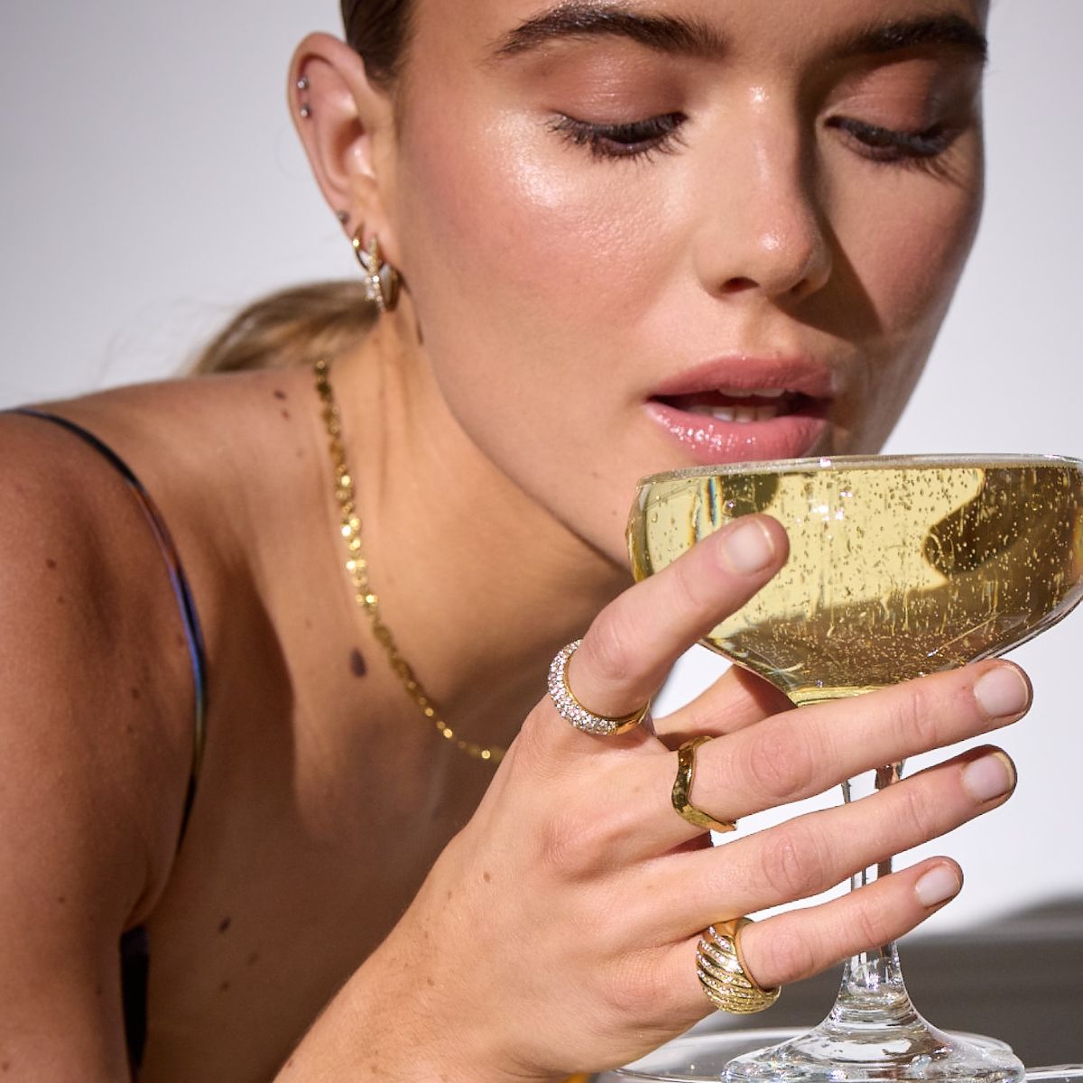 Classic Dome Pavé Krystal Ring 18K Guldbelagt