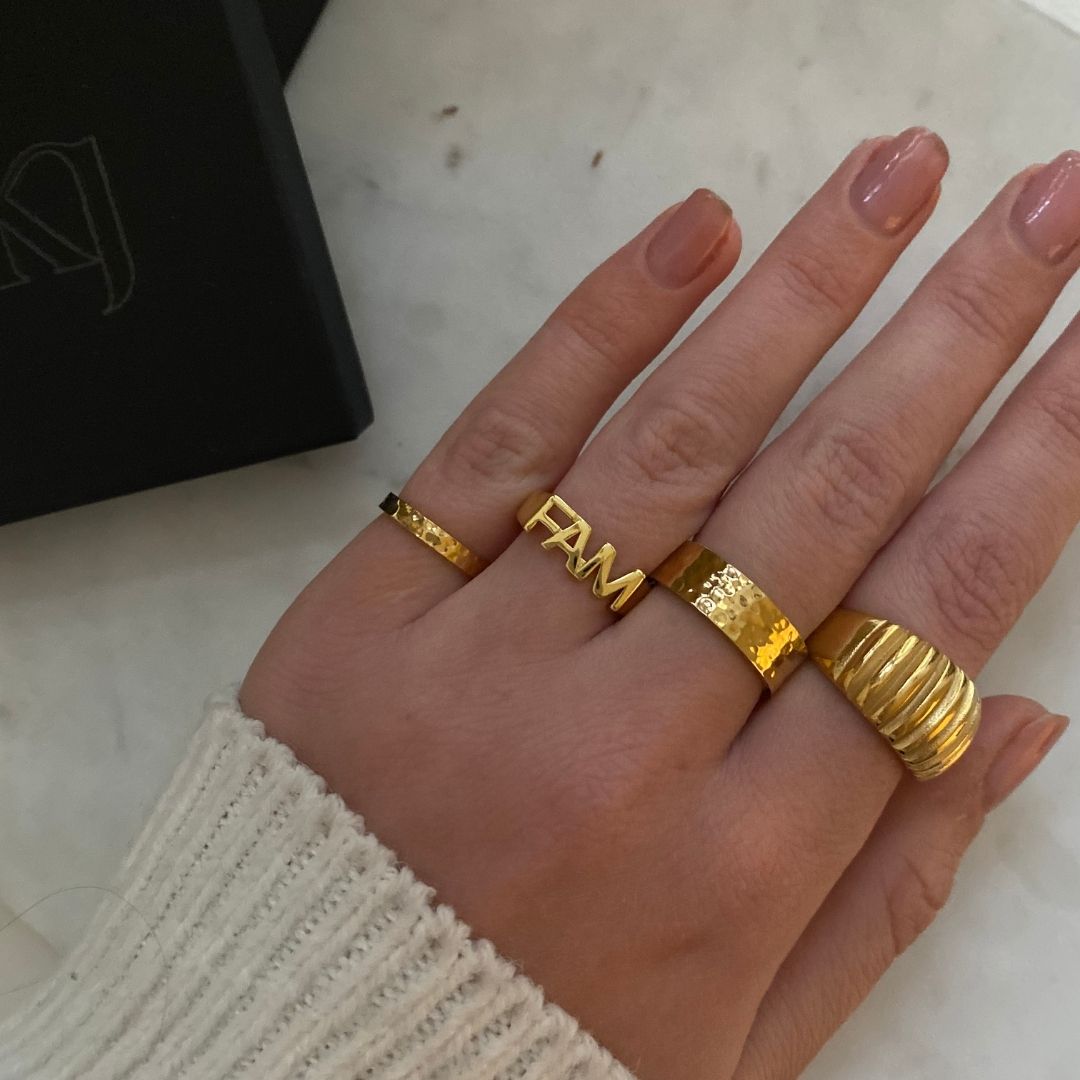 Hamret Band Ring 18K Guldbelagt 2mm