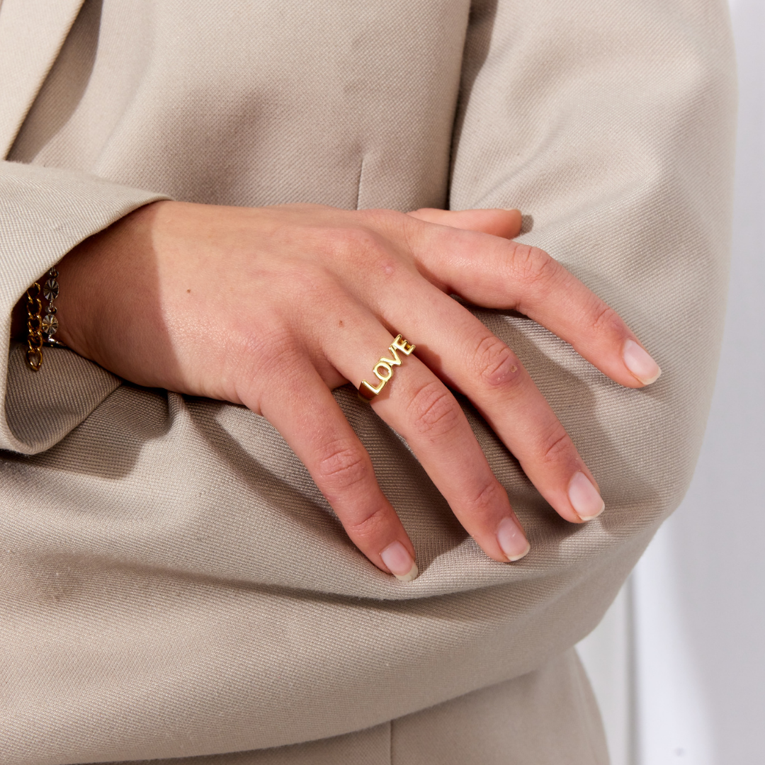 LOVE Signet Ring 18K Guldbelagt