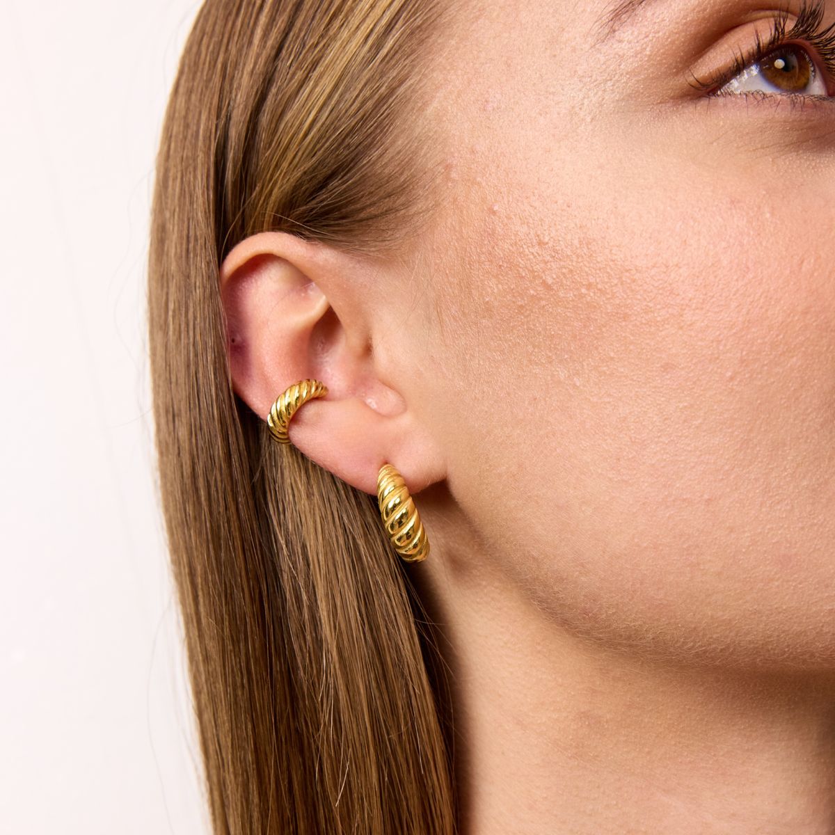 Classic Twist Dome Hoops 18K Guldbelagt