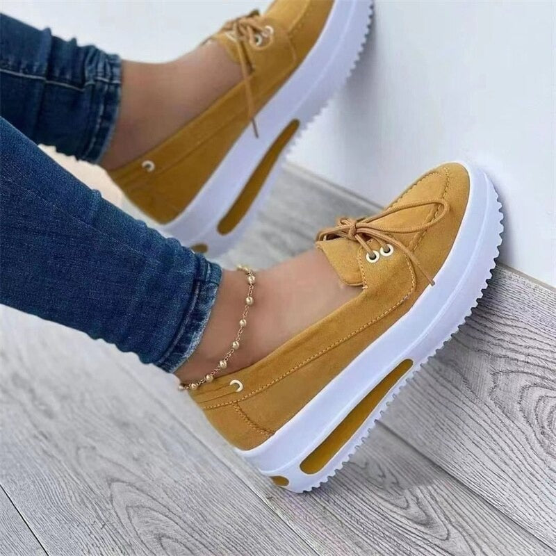 KRIS™ – SNØREDE SNEAKERS