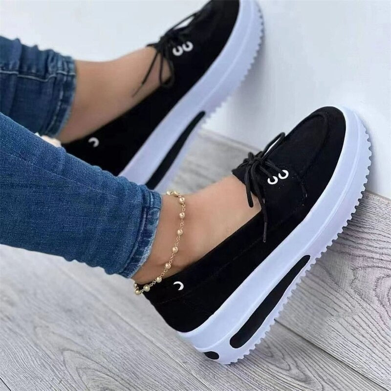 KRIS™ – SNØREDE SNEAKERS