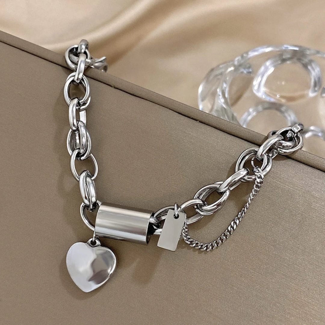 Isa - Chunky Armbånd med Hjerte i 18k Guld