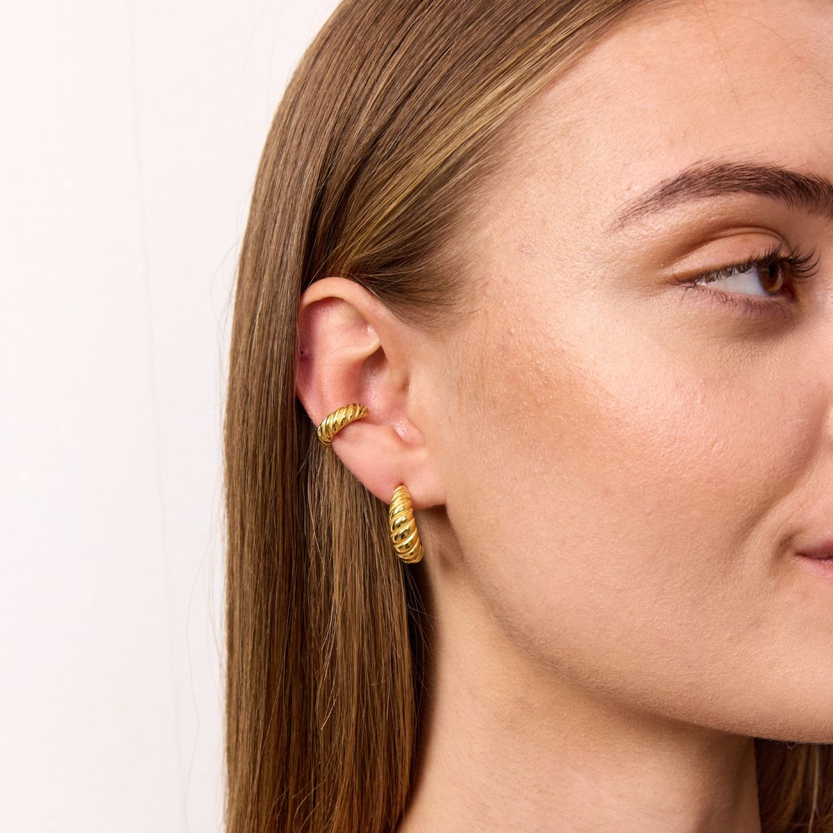 Classic Twist Dome Hoops 18K Guldbelagt