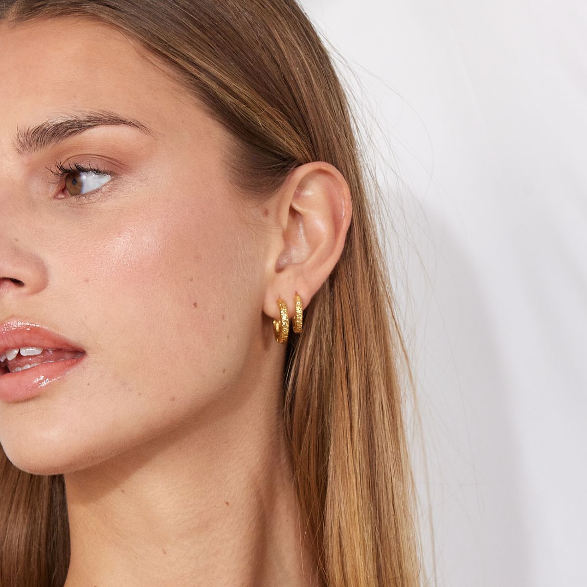 Scoria Creoler 18K Guldbelagt 12mm