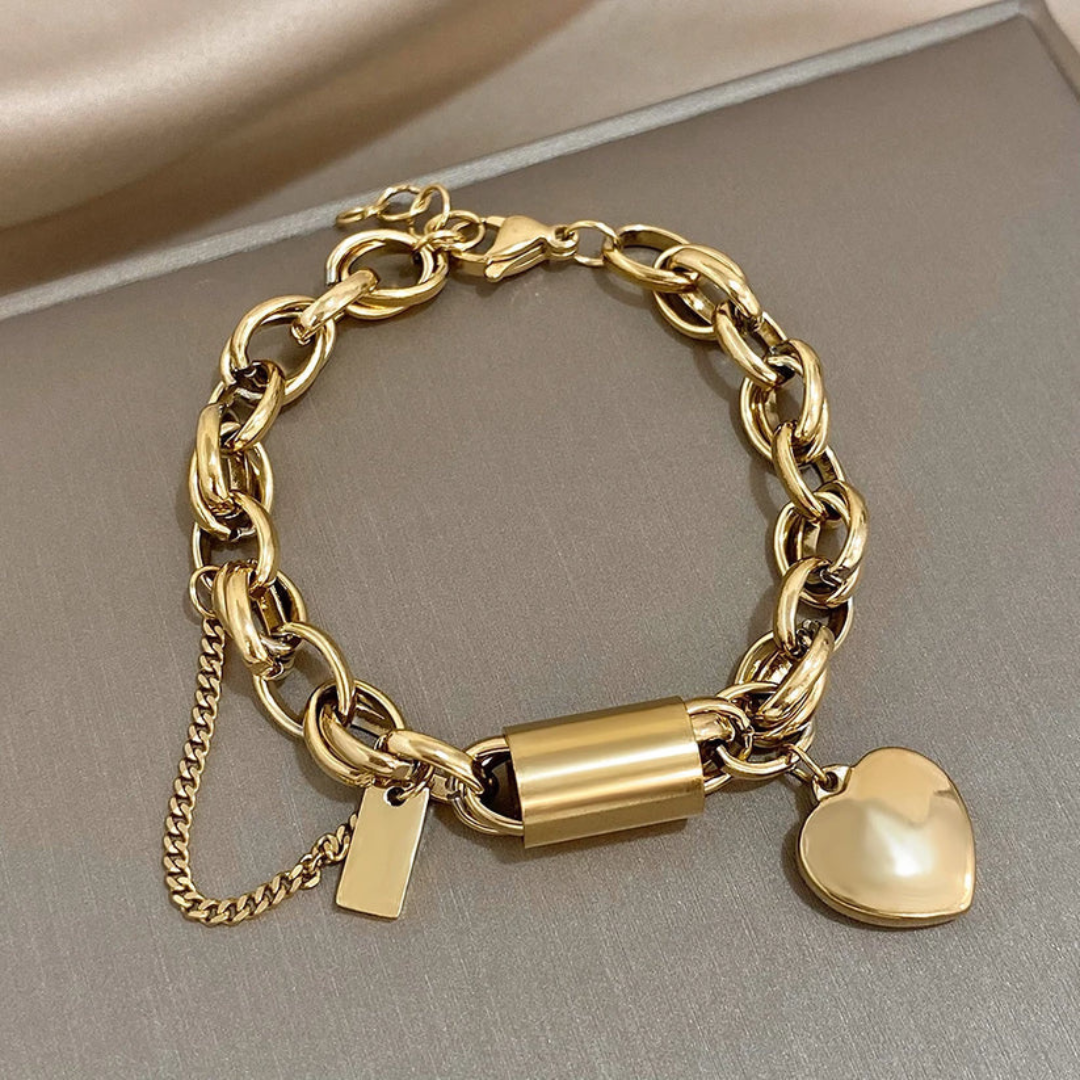 Isa - Chunky Armbånd med Hjerte i 18k Guld