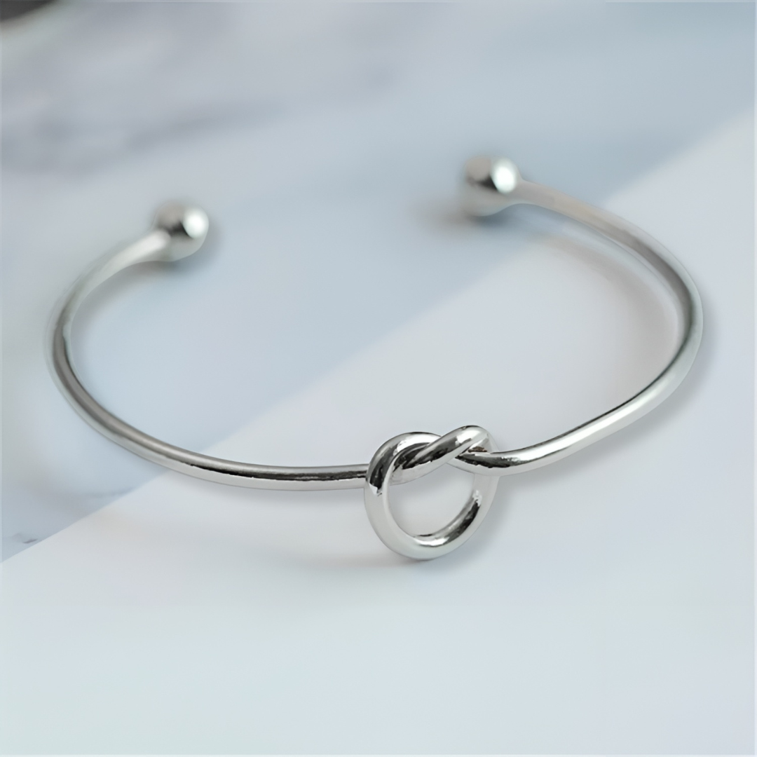 Elin –  Signature Knot Bangle